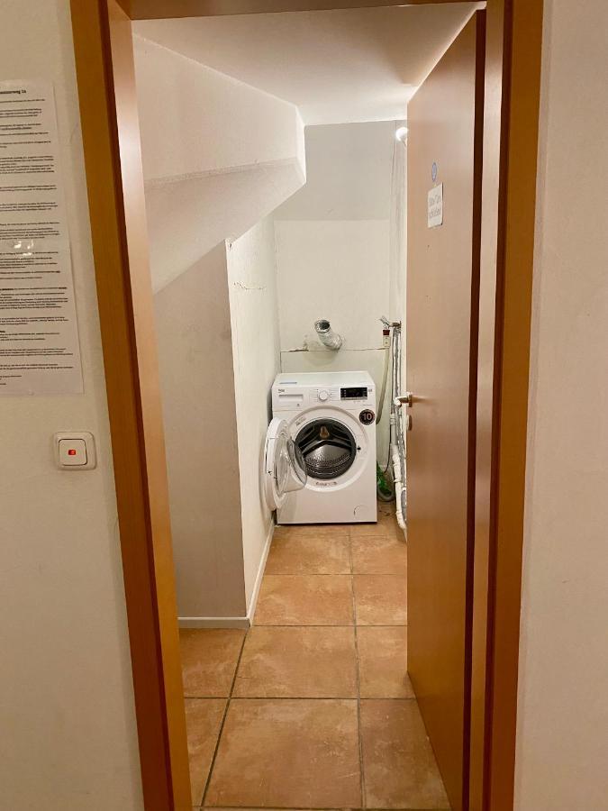 Komfortables Doppelzimmer In Kehl Goldscheuer - 1A Guesthouse Luaran gambar
