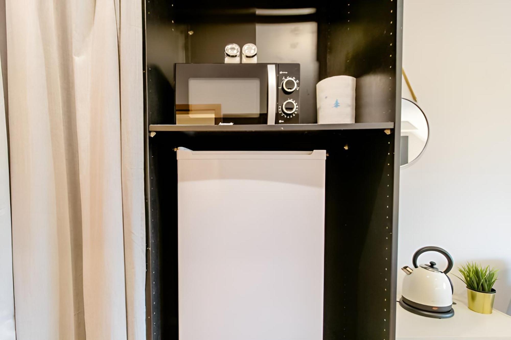 Komfortables Doppelzimmer In Kehl Goldscheuer - 1A Guesthouse Luaran gambar